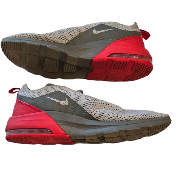 Mens Nike Air max motion 2 size 11.5 color gray/red - Picture 3 of 5